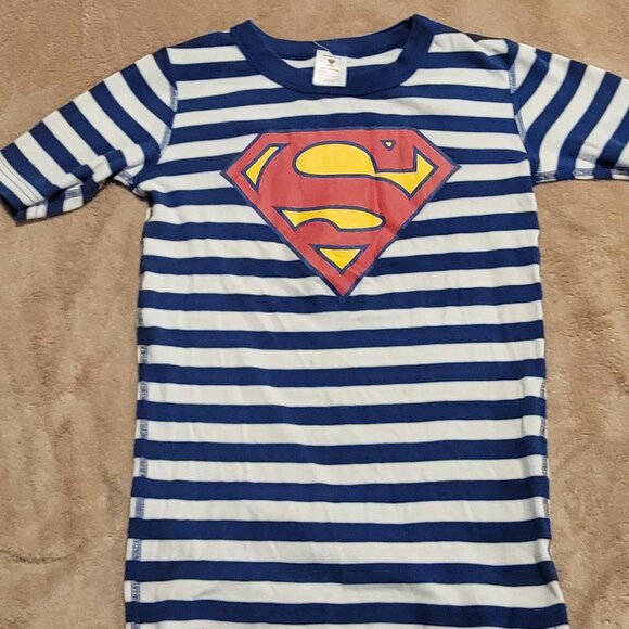 HANNA ANDERSSON Marvel Superman Short John Pajama Set - 150 or 12 (PRE-OWNED) - Picture 2 of 8